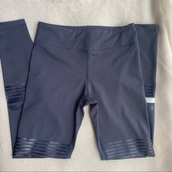 LILYBOD Coco Legging In Graphite - Picture 9 of 9